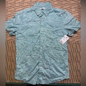 Sonoma Men's Blue Patterned Shirt button up small